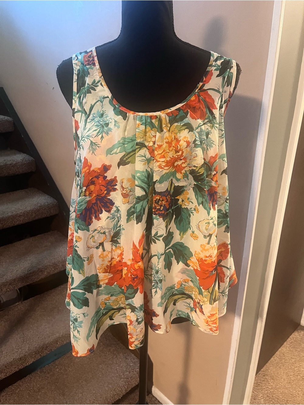 Meadow Rue Anthropologie Women's Split Back Tank Top Size Medium Floral Cotton
